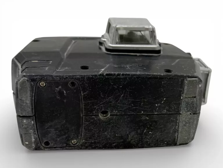 poziomica-laserowa-plaszczyznowa-laser-krzyzowy-pro-zielony-deko-dkll12pb2-marka-248811-1024874