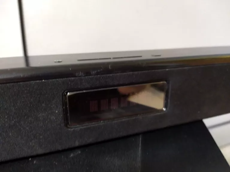 soundbar-samsung-hw-j450-okablowanie-pilot-model-hw-j450