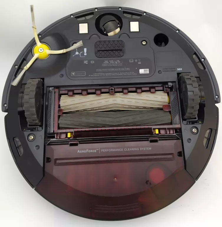 robot-sprzatajacy-irobot-roomba-i7-czujniki-205846-1