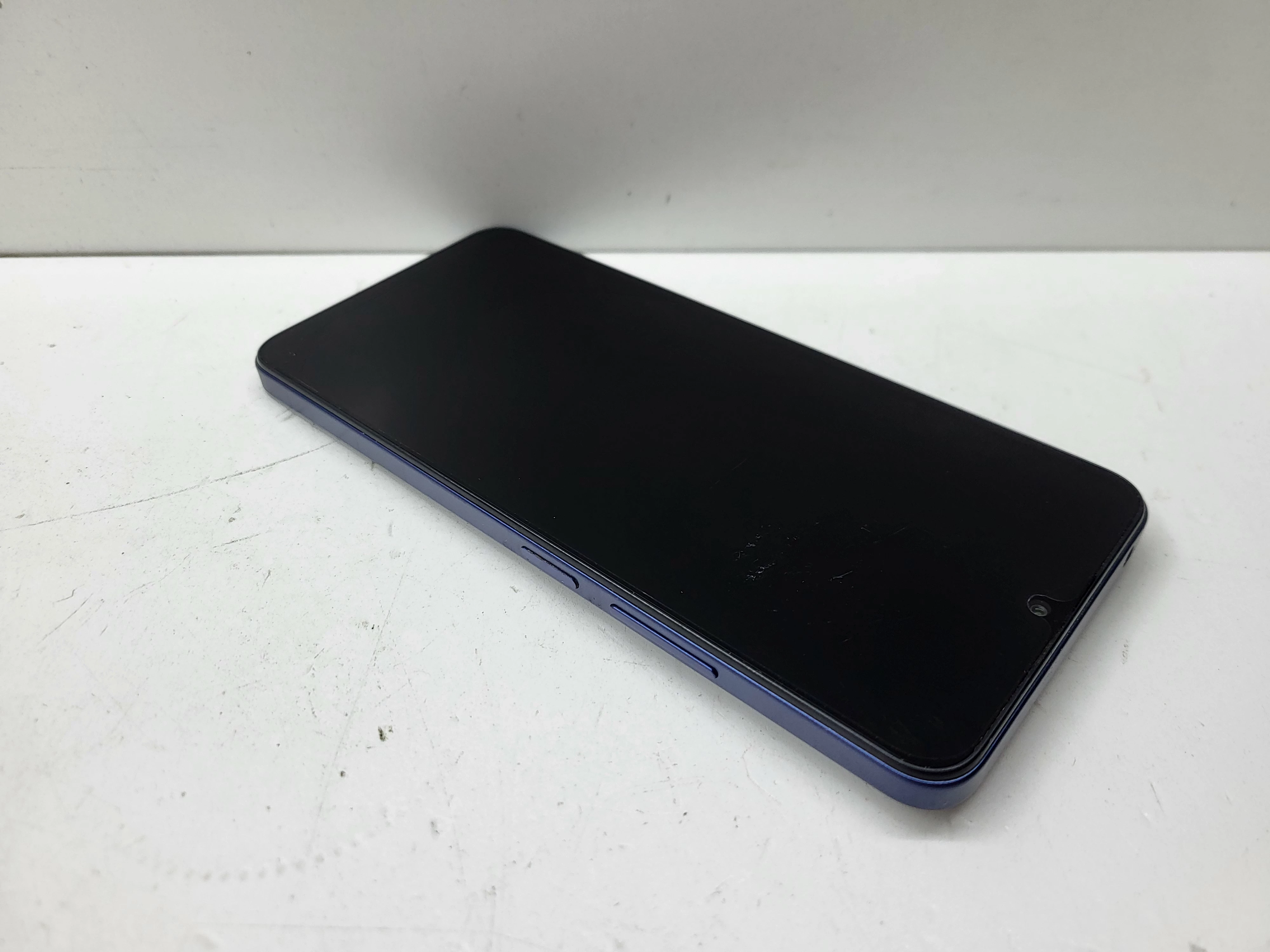 xiaomi-redmi-14c-gwarancja-01042025r-przekatna-ekranu-688