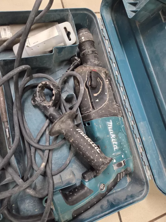 mlotowiertarka-makita-hr2470t-walizka-stan-11323-2