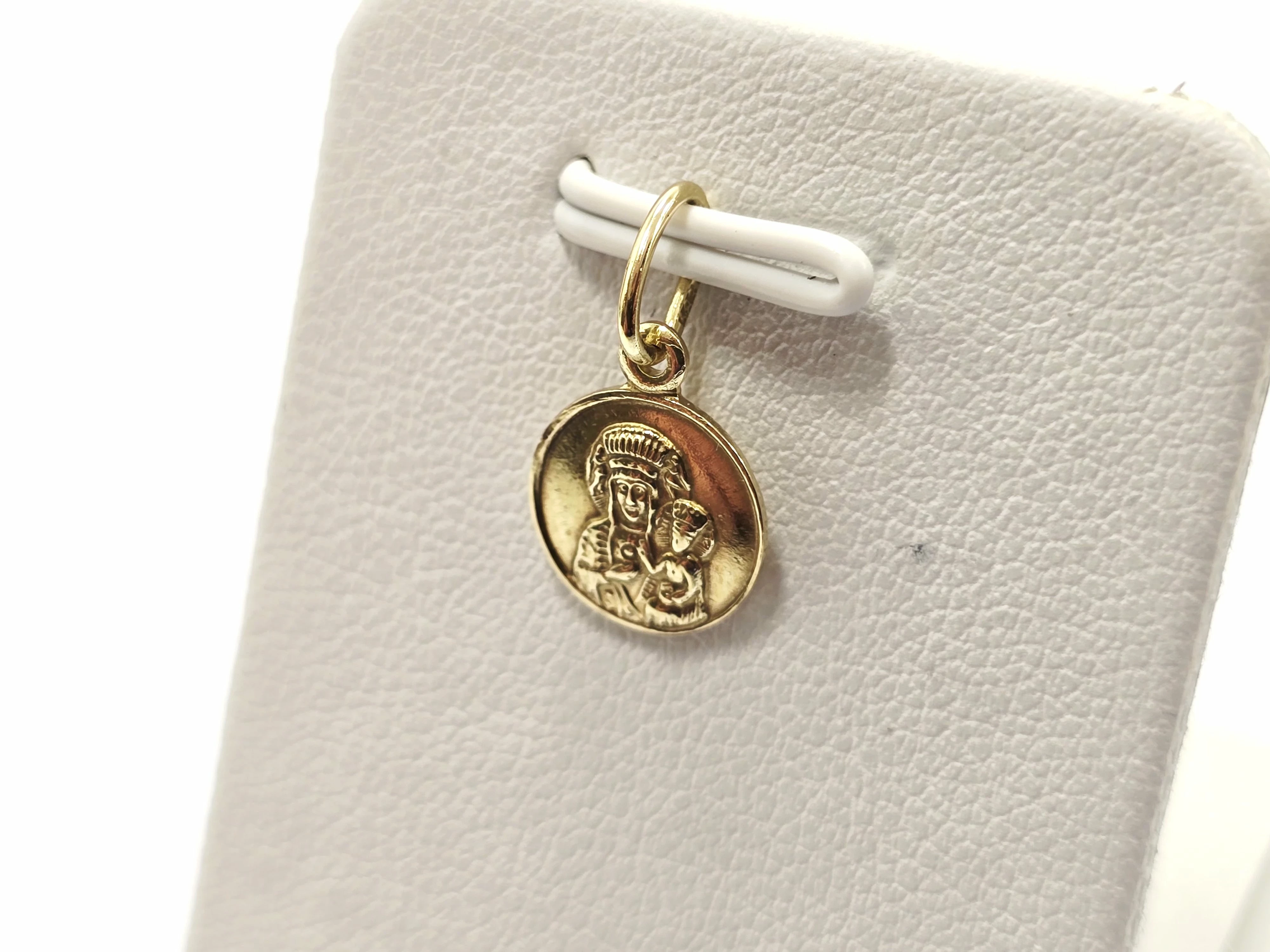 zlota-zawieszka-matka-boska-pr585-076g-material-15835-2