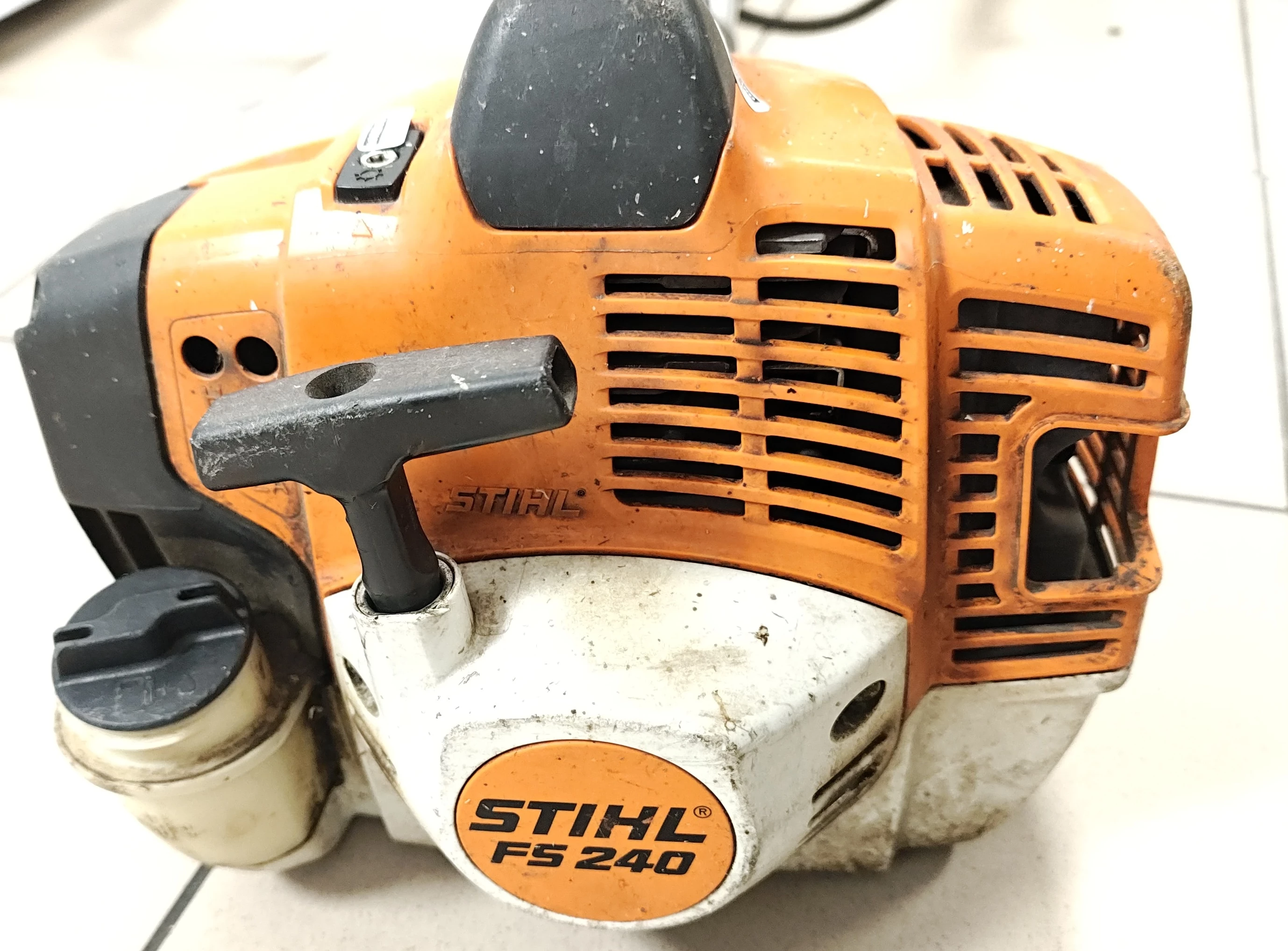 kosa-spalinowa-stihl-fs-240-marka-248811-951570