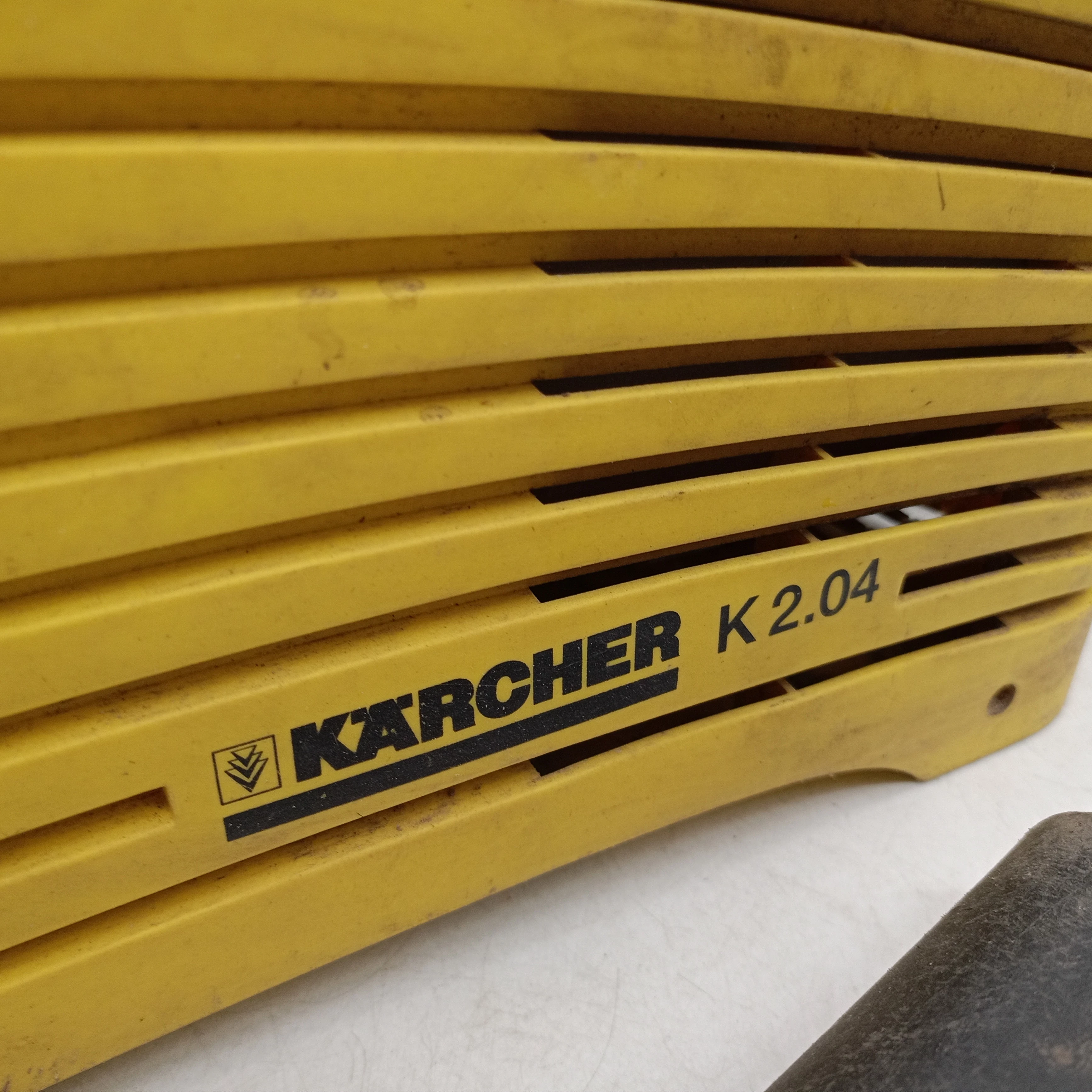 myjka-cisnieniowa-karcher-k204-stan-11323-2