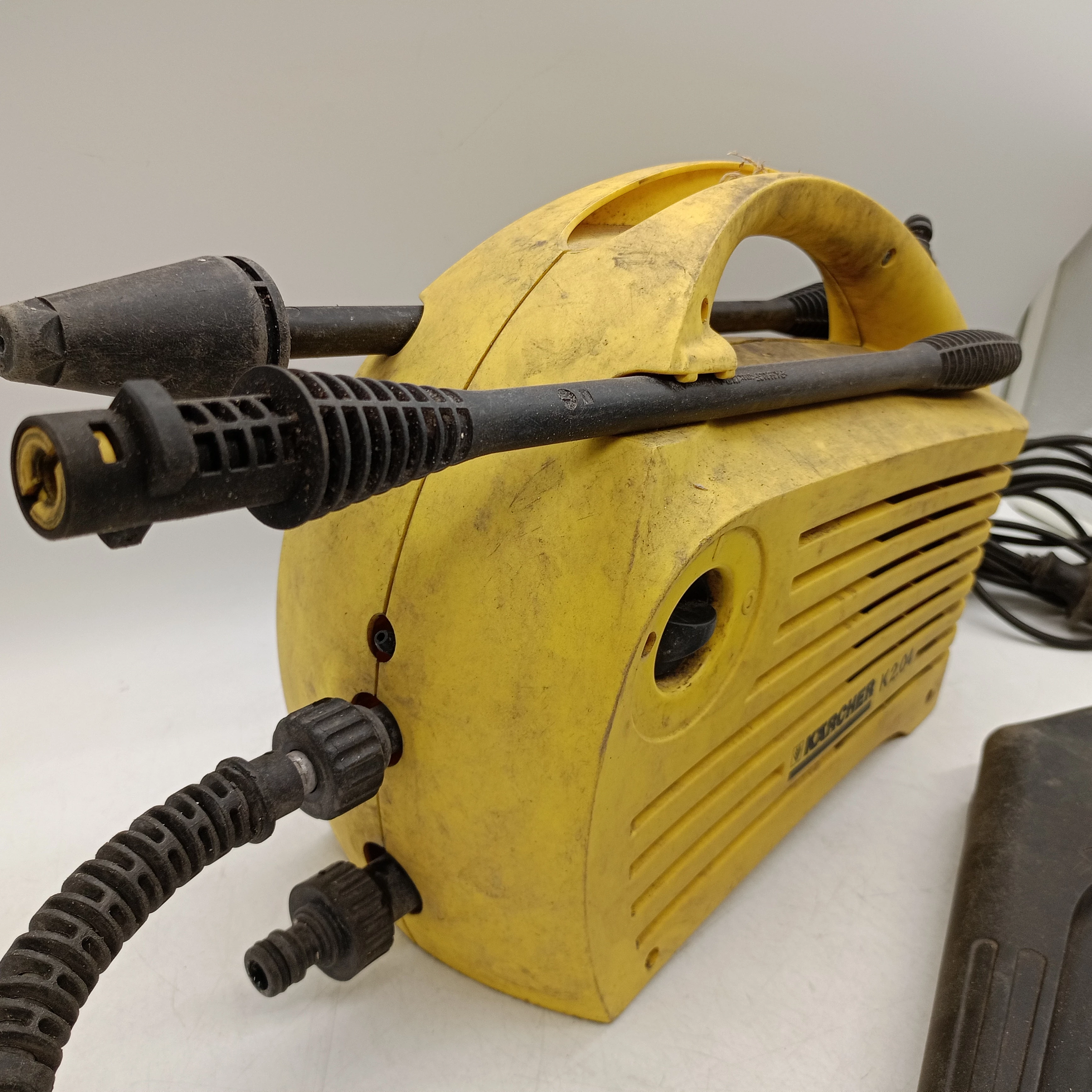 myjka-cisnieniowa-karcher-k204-maksymalna-moc-140000