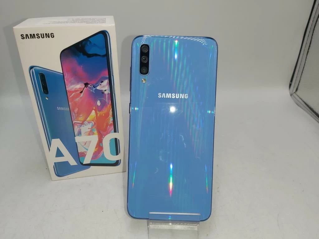 telefon-samsung-galaxy-a70-6128gb-dual-sim-stan-11323-2