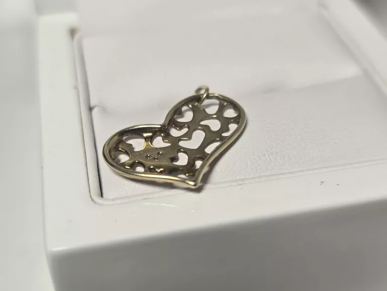 urocza-zlota-zawieszka-serduszka-111g-375-material-15835-2