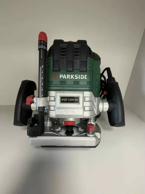 frezarka-gornowrzecionowa-parkside-pof-1200w-c2-seria-pow-1200-d3