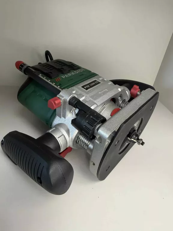 frezarka-gornowrzecionowa-parkside-pof-1200w-c2-rodzaj-frezarki-25452-1