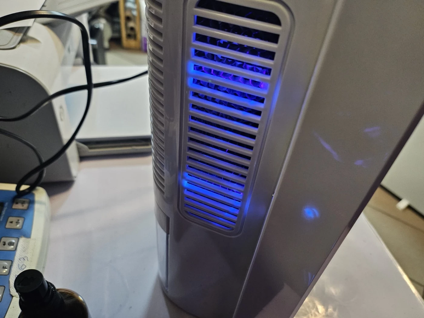 osuszacz-powietrza-pochlaniacz-wilgoci-oczyszczacz-uv-tio2-stan-11323-2