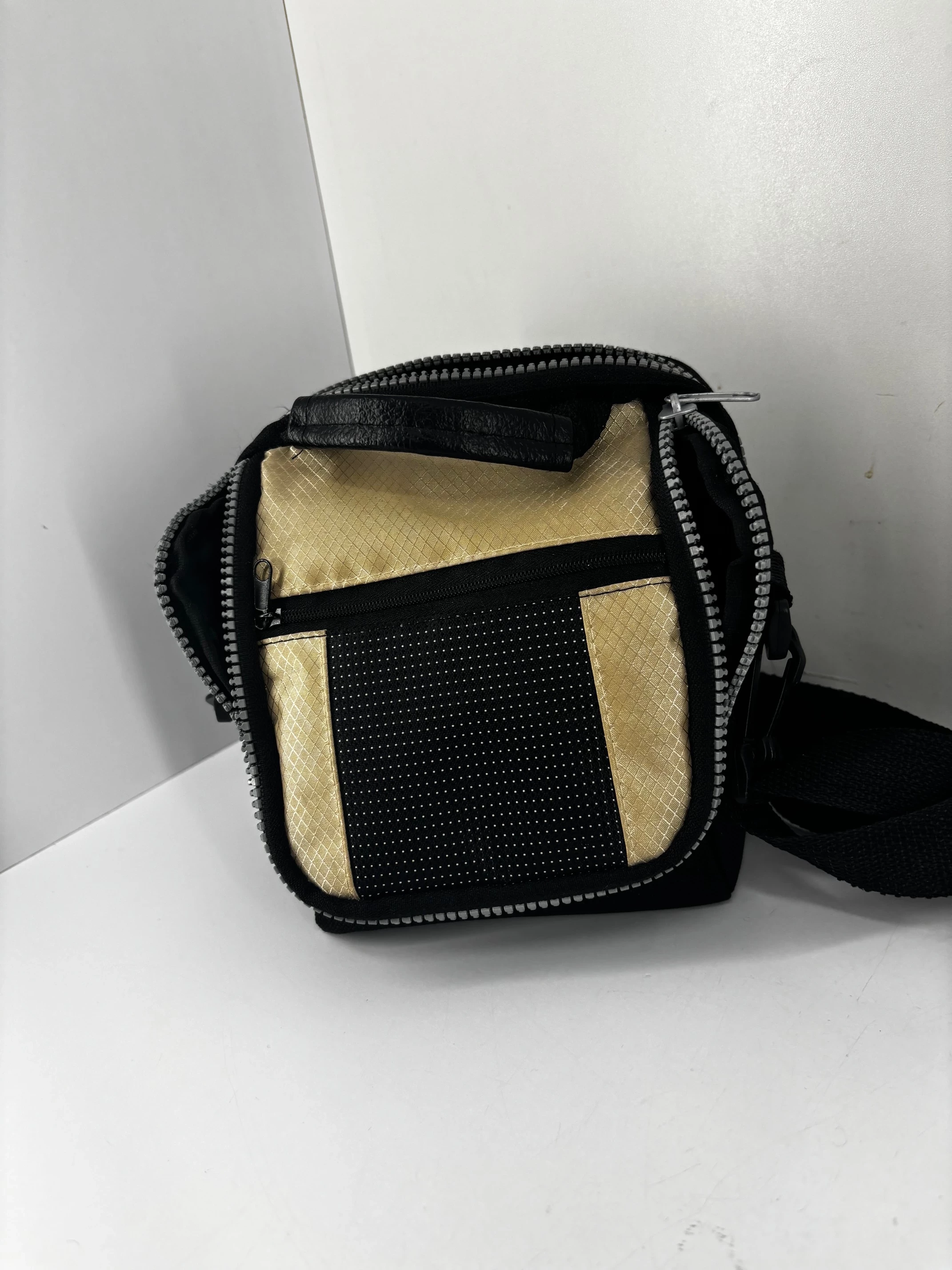 kamera-cyfrowa-sonyhd-x6r-kolor-249512-1647426