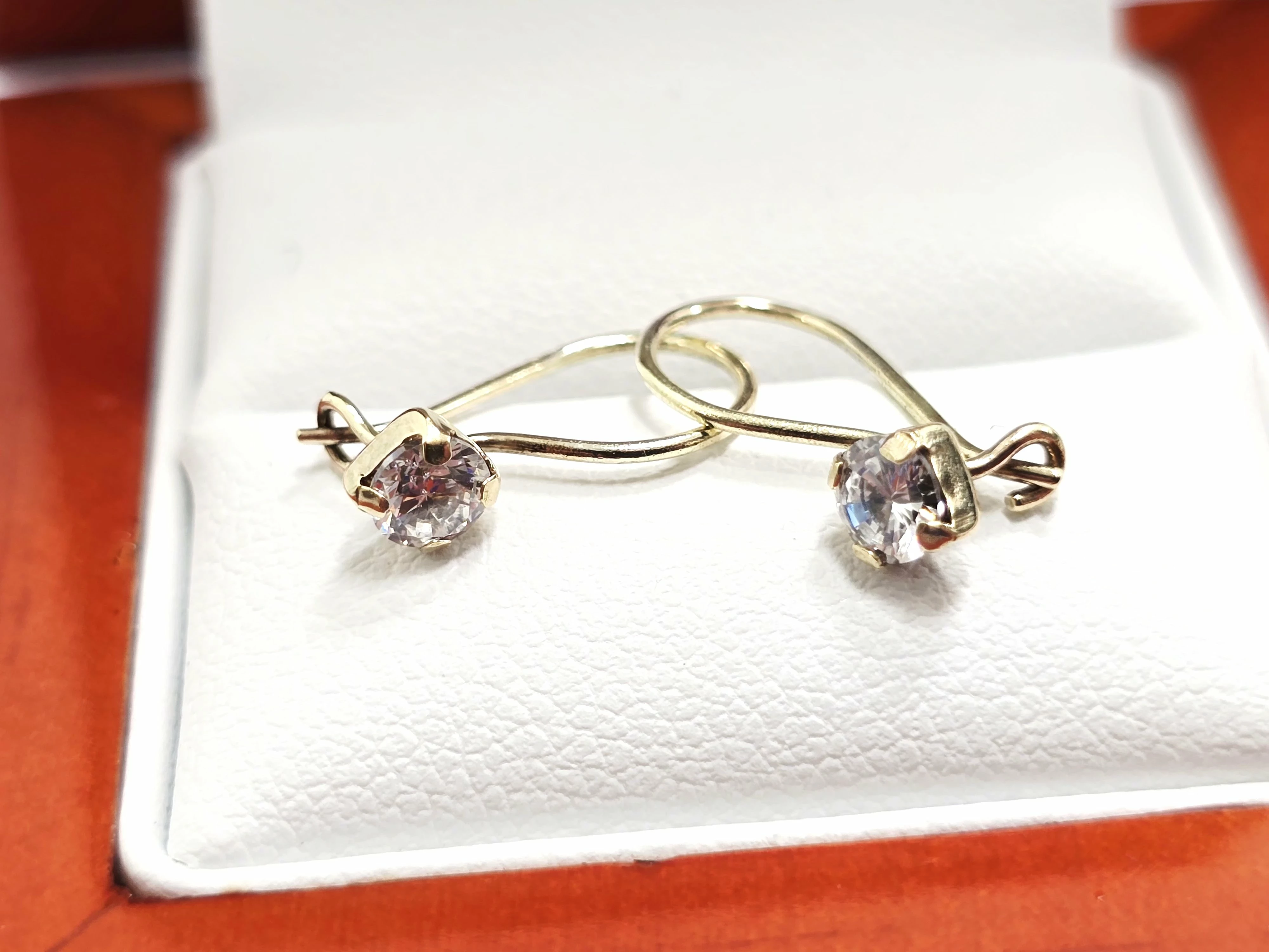 zlote-kolczyki-cyrkonia-585-085g-material-15835-2