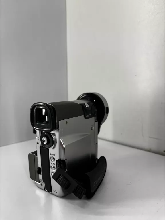 kamera-cyfrowa-sonyhd-x6r-stan-11323-2