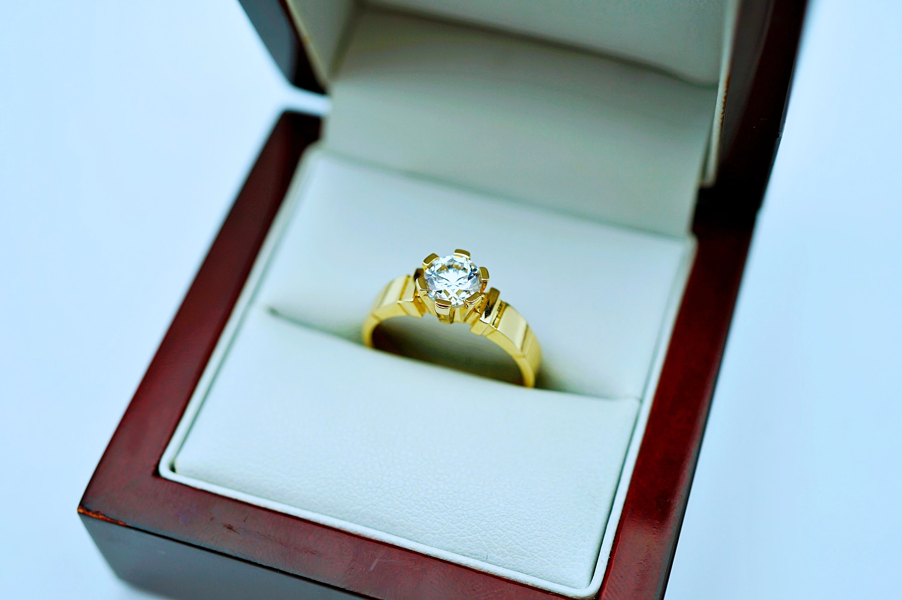 sliczny-zloty-pierscionek-z-cyrkonia-r15-p58514k-kamien-17088-128