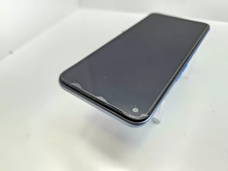 oppo-a53-464gb-przekatna-ekranu-650