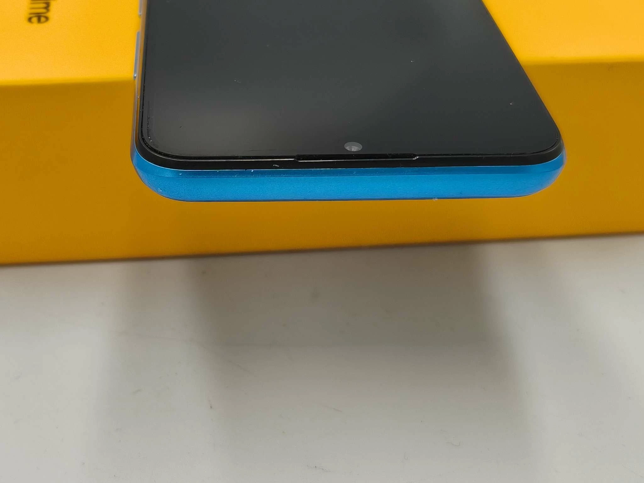 telefon-realme-c11-2021-322-gb-pudelko-system-operacyjny-4388-1