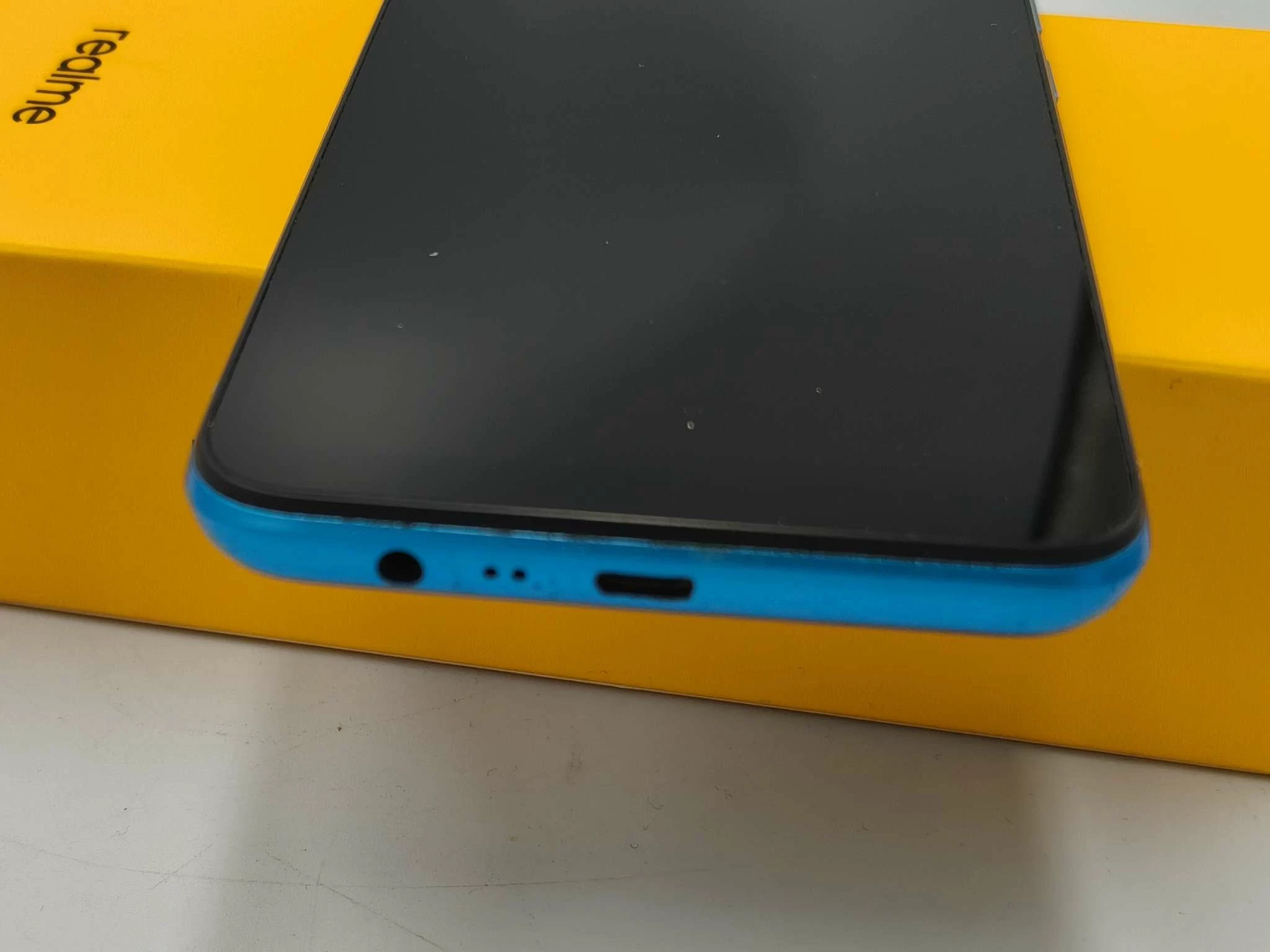 telefon-realme-c11-2021-322-gb-pudelko-pamiec-ram-202865-214129