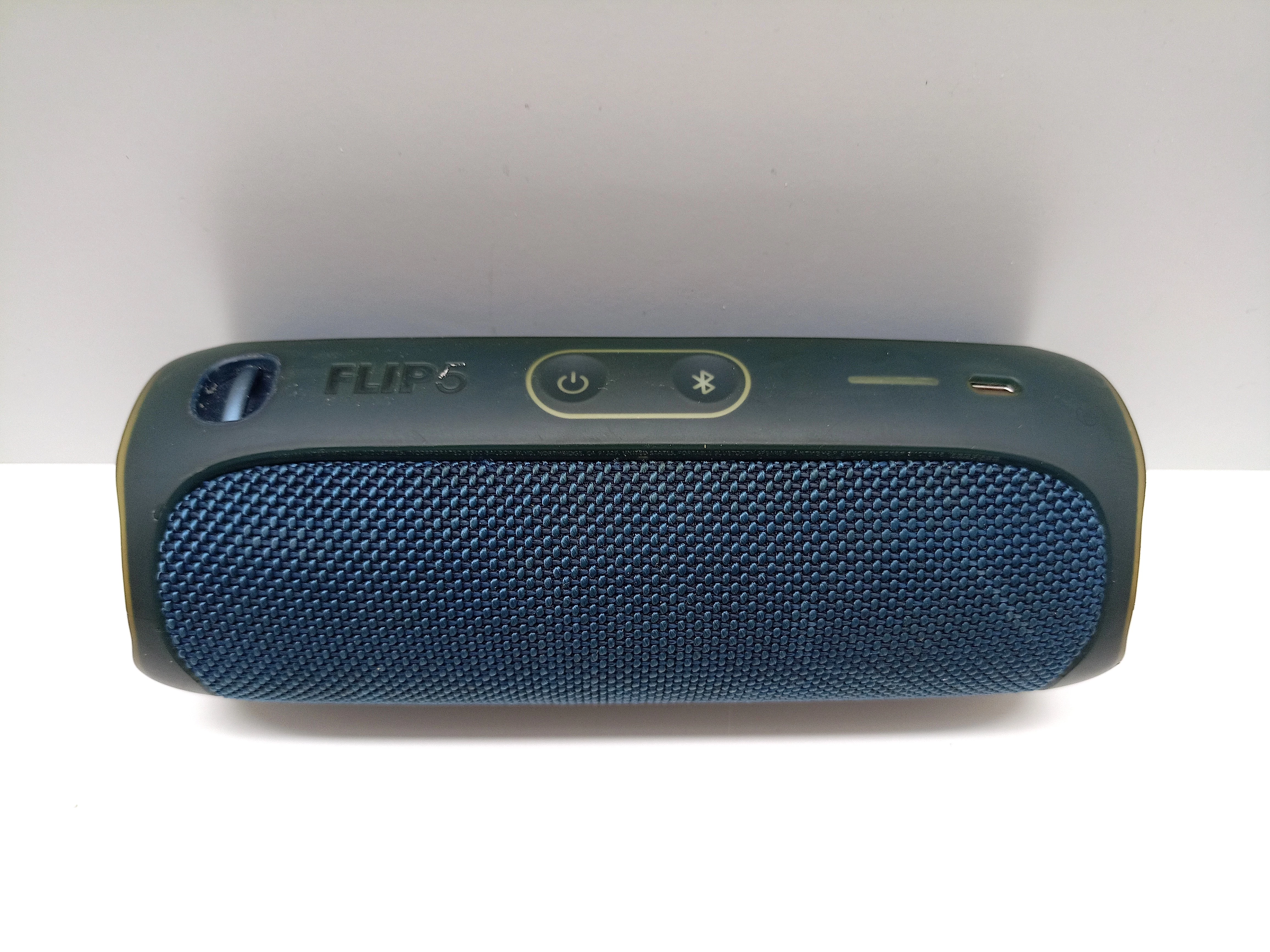 glosnik-jbl-flip5-stan-11323-2