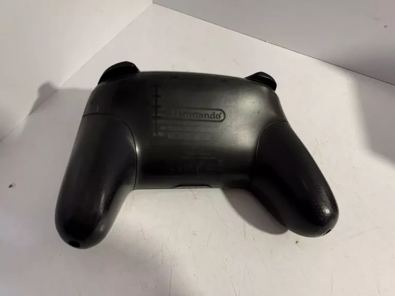 kontroler-nintendo-switch-pro-contoller-hac-013-pad-producent-248914-1988321