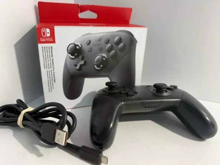 kontroler-nintendo-switch-pro-contoller-hac-013-pad-wojska-polskiego-112-swiecie