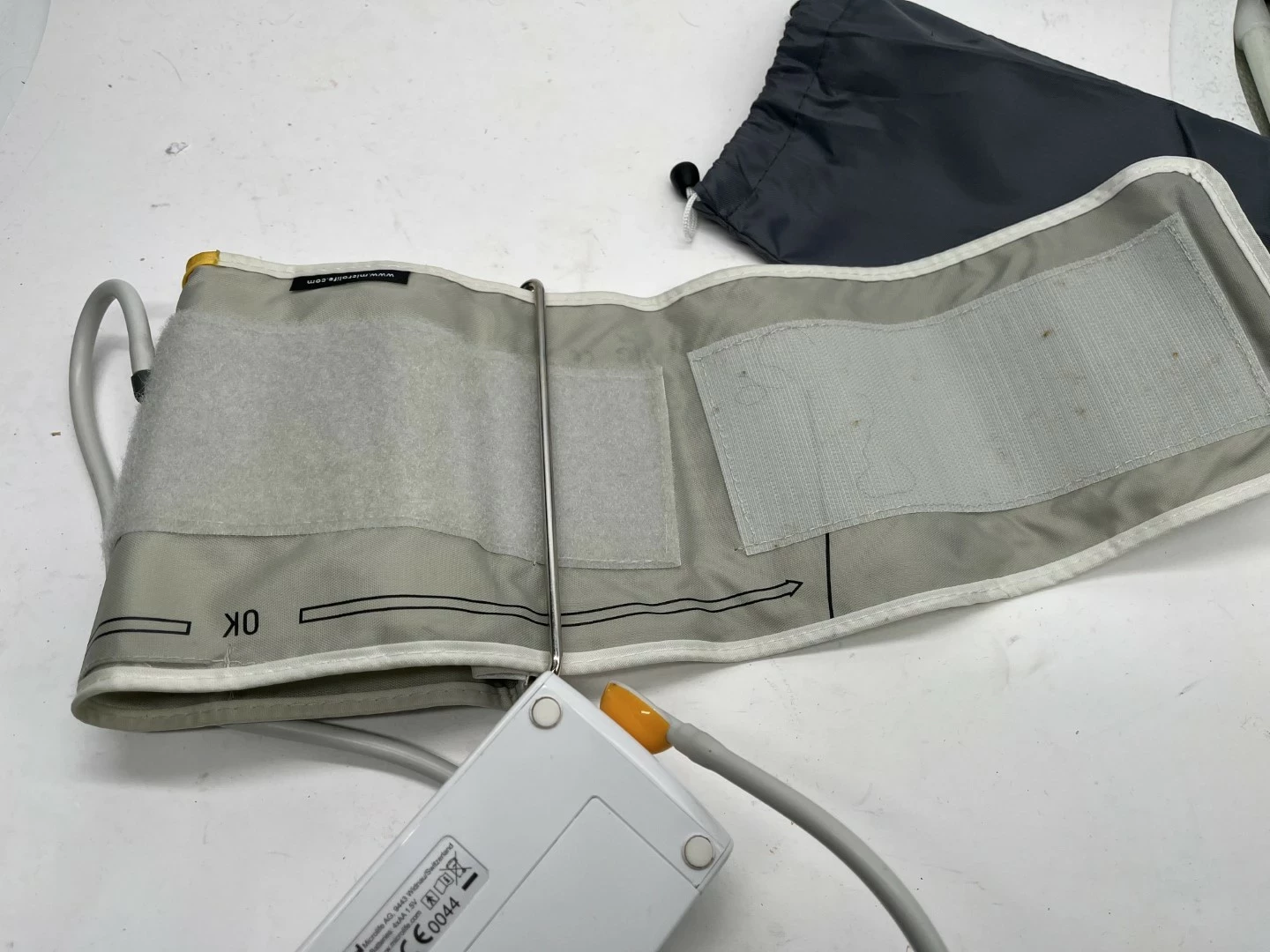 cisnieniomierz-elektroniczny-microlife-bp-a1-na-ramie-miejsce-pomiaru-209402-239010