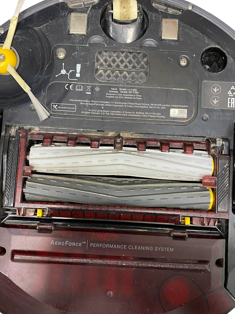 robot-sprzatajacy-irobot-roomba-980-zloty-stacja-stan-11323-2