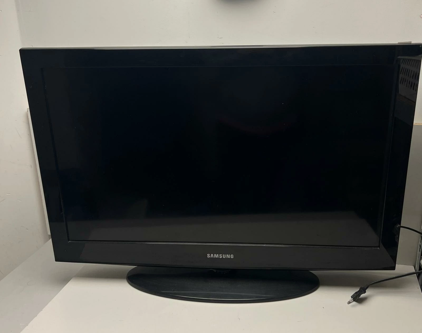 telewizor-samsung-le32e420e2w-32-cale-ean-gtin-8806071889832