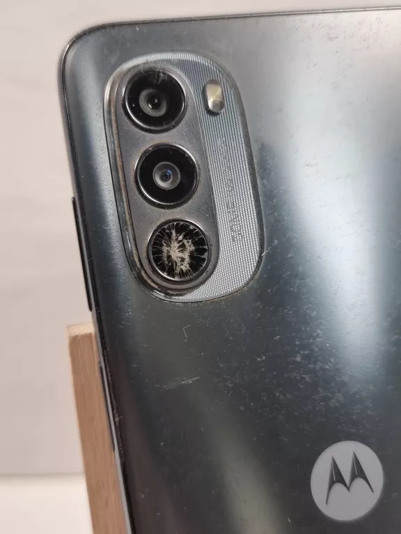 telefon-moto-g62-5g-664gb-opis-kod-producenta-xt2223-1