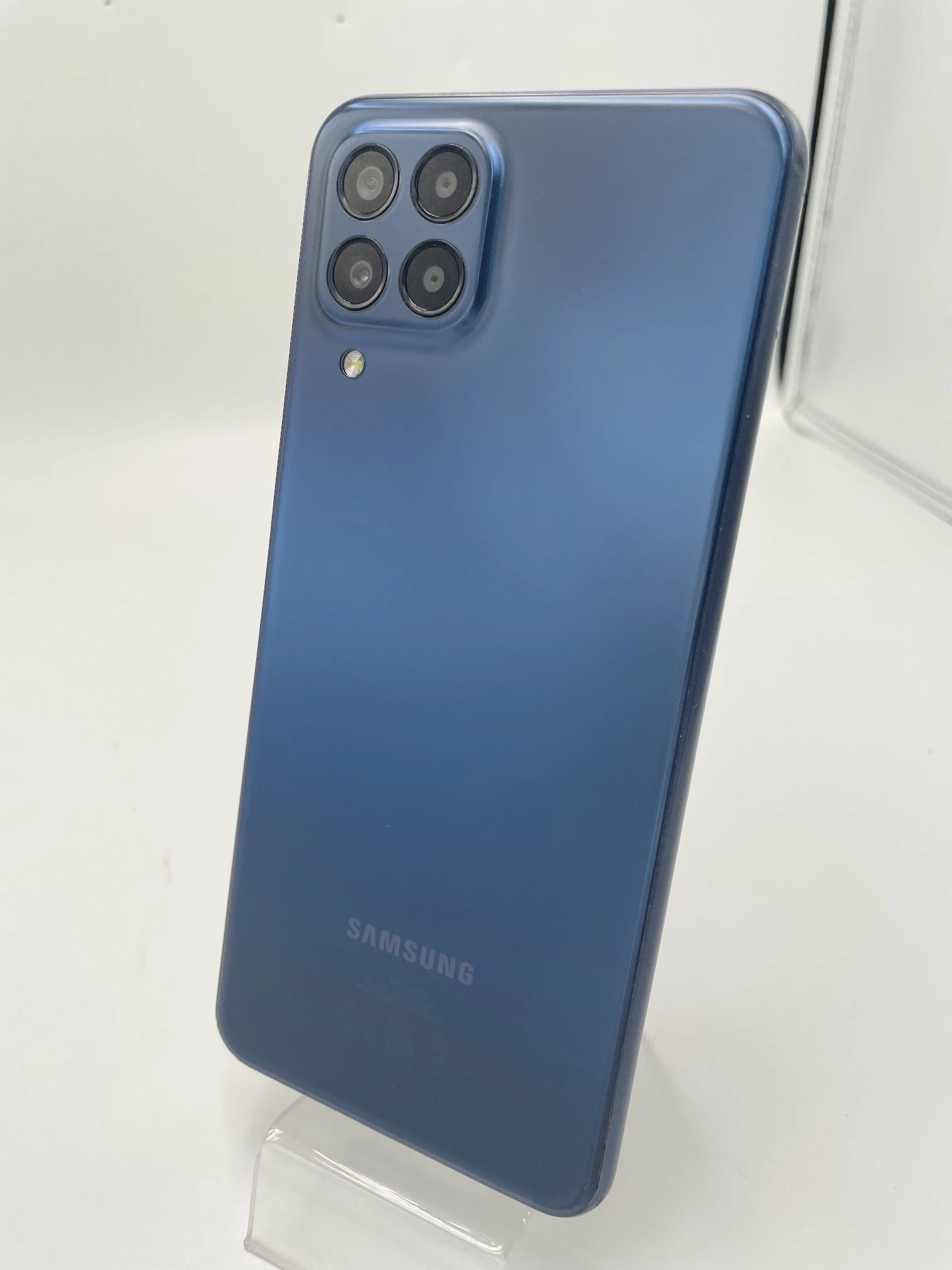 telefon-samsung-galaxy-m33-5g-6128gb-stan-11323-2