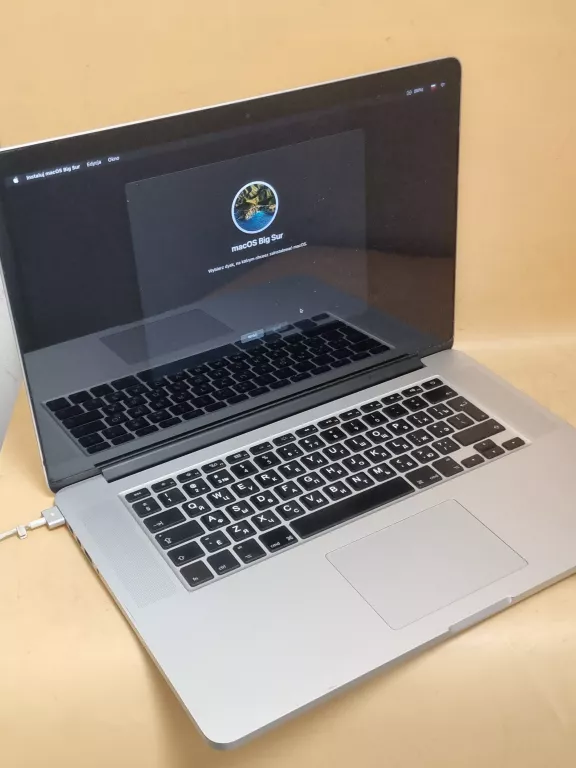 laptop-apple-macbook-pro-a1398-8256gb-stan-11323-238062