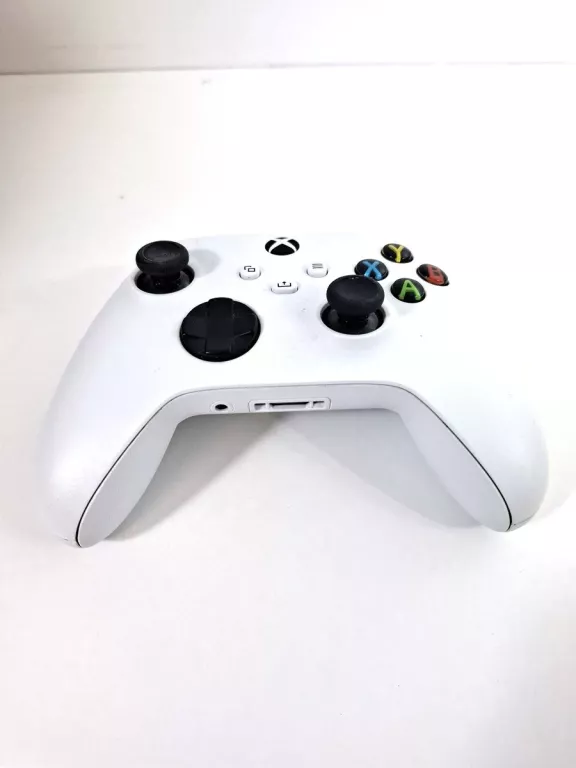 konsola-ms-xbox-one-s-pad-liczba-kontrolerow-w-zestawie-205994-225550