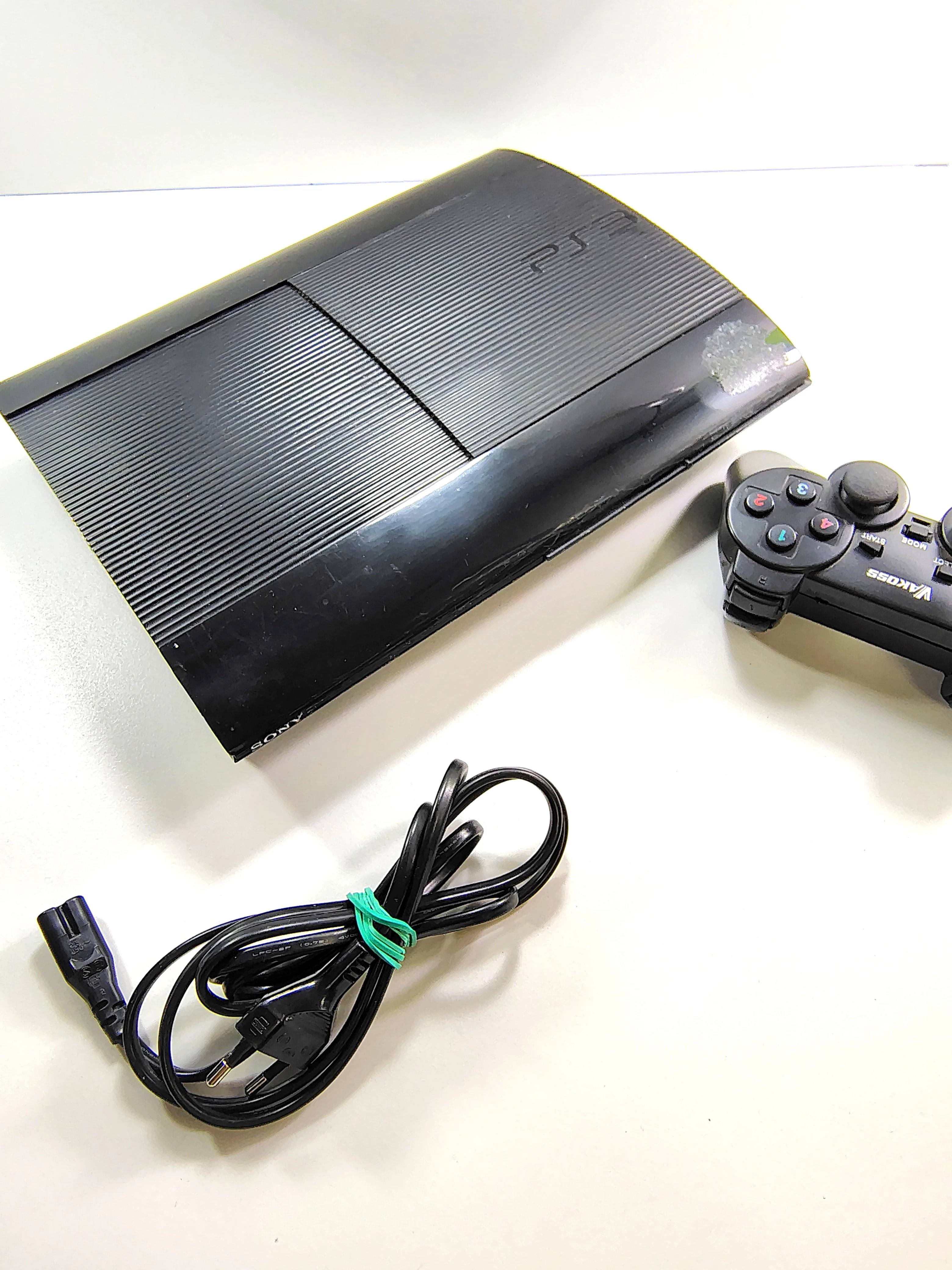 konsola-ps3-super-slim-cech-4204a-pad-stan-11323-2