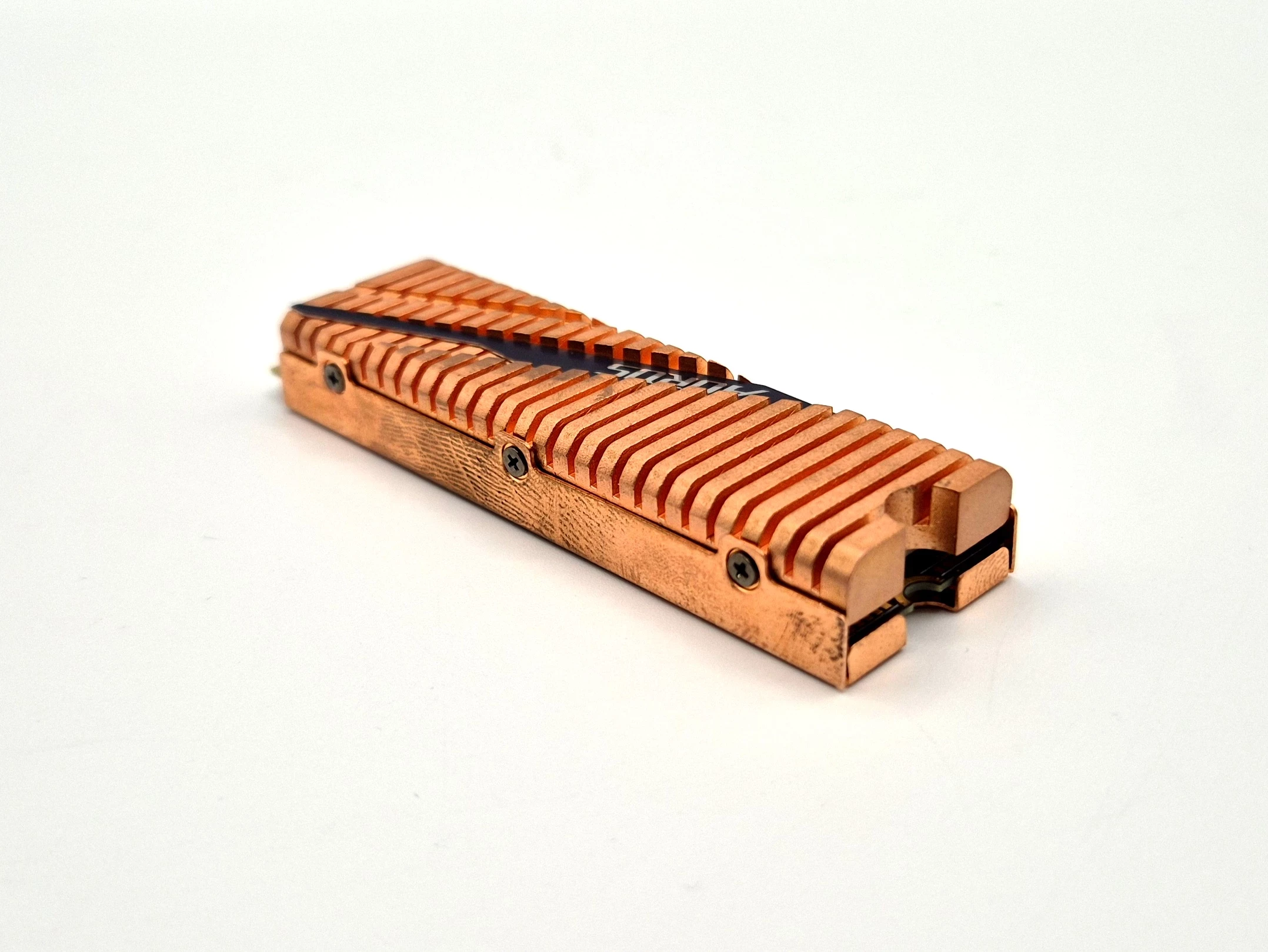 dysk-gigabyte-aorus-ssd-2tb-m2-pcie-gen4-nvme-kod-producenta-aorus-2tb-ssd