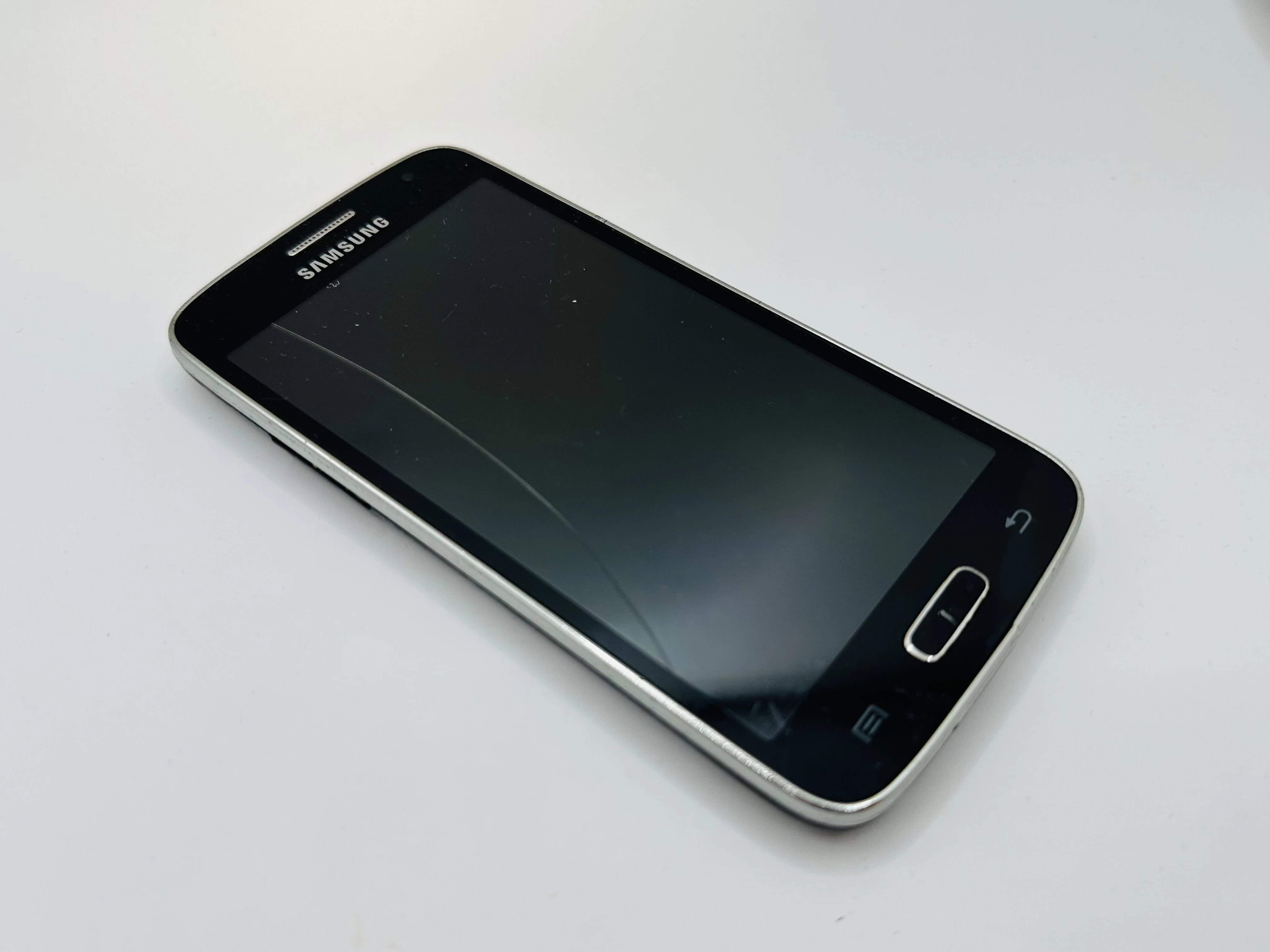 telefon-samsung-galaxy-core-plus-sm-g386f-wbudowana-pamiec-202869-214209