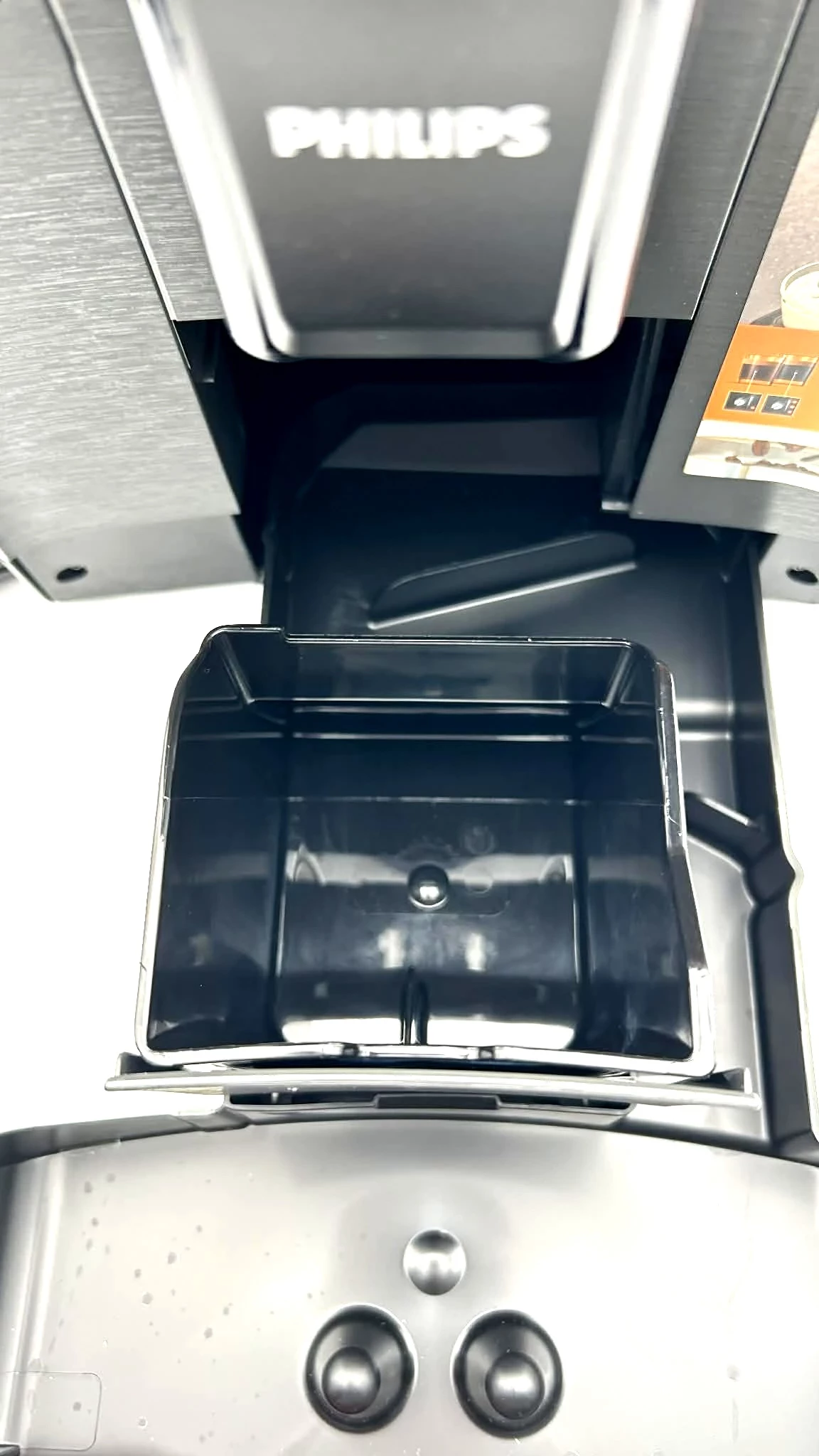 ekspres-do-kawy-automatyczny-philips-ep082400-1500w-powystawowy-rodzaje-kawy-246269-2