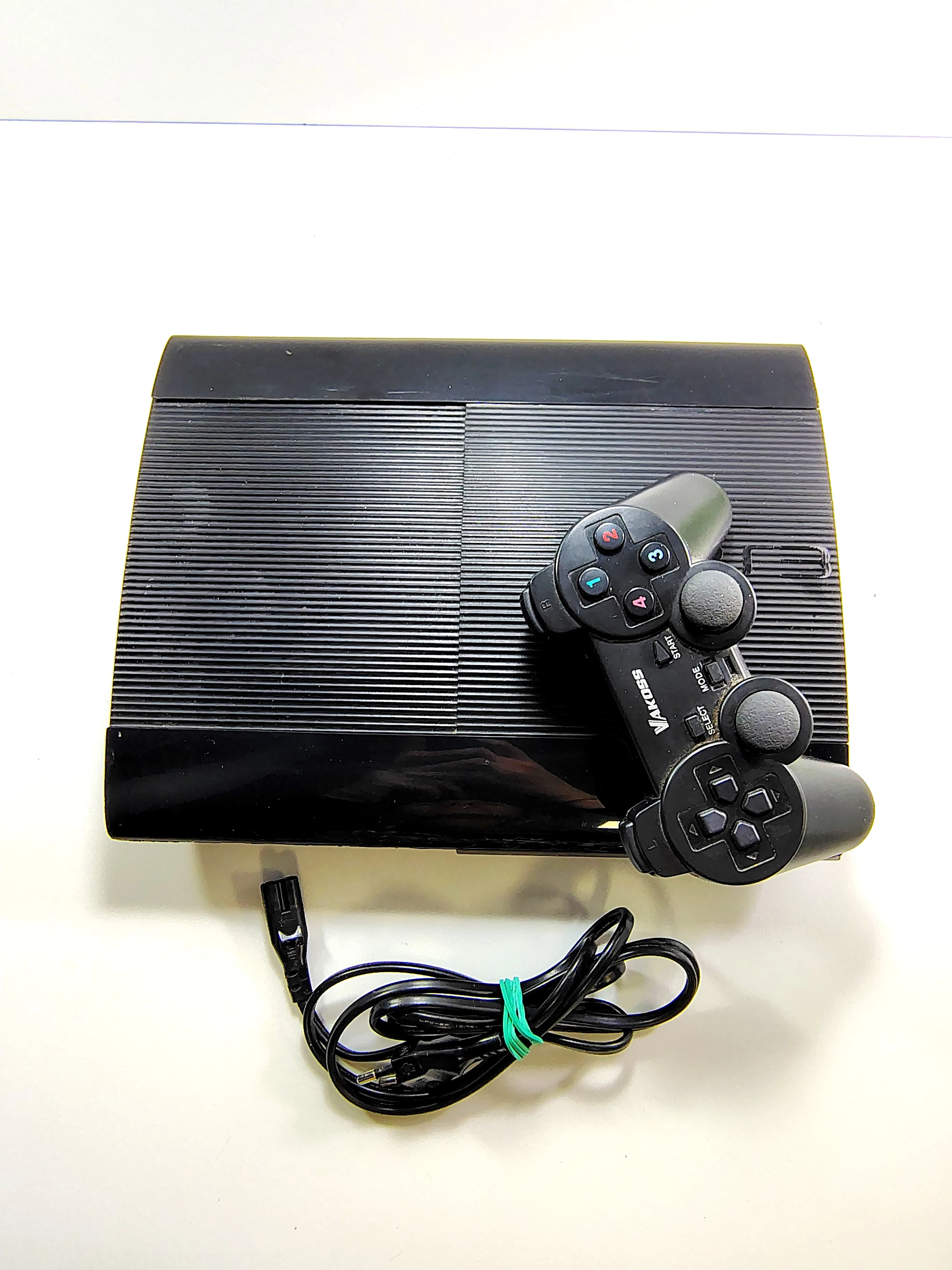 konsola-ps3-super-slim-cech-4204a-pad-ean-gtin-711719448310