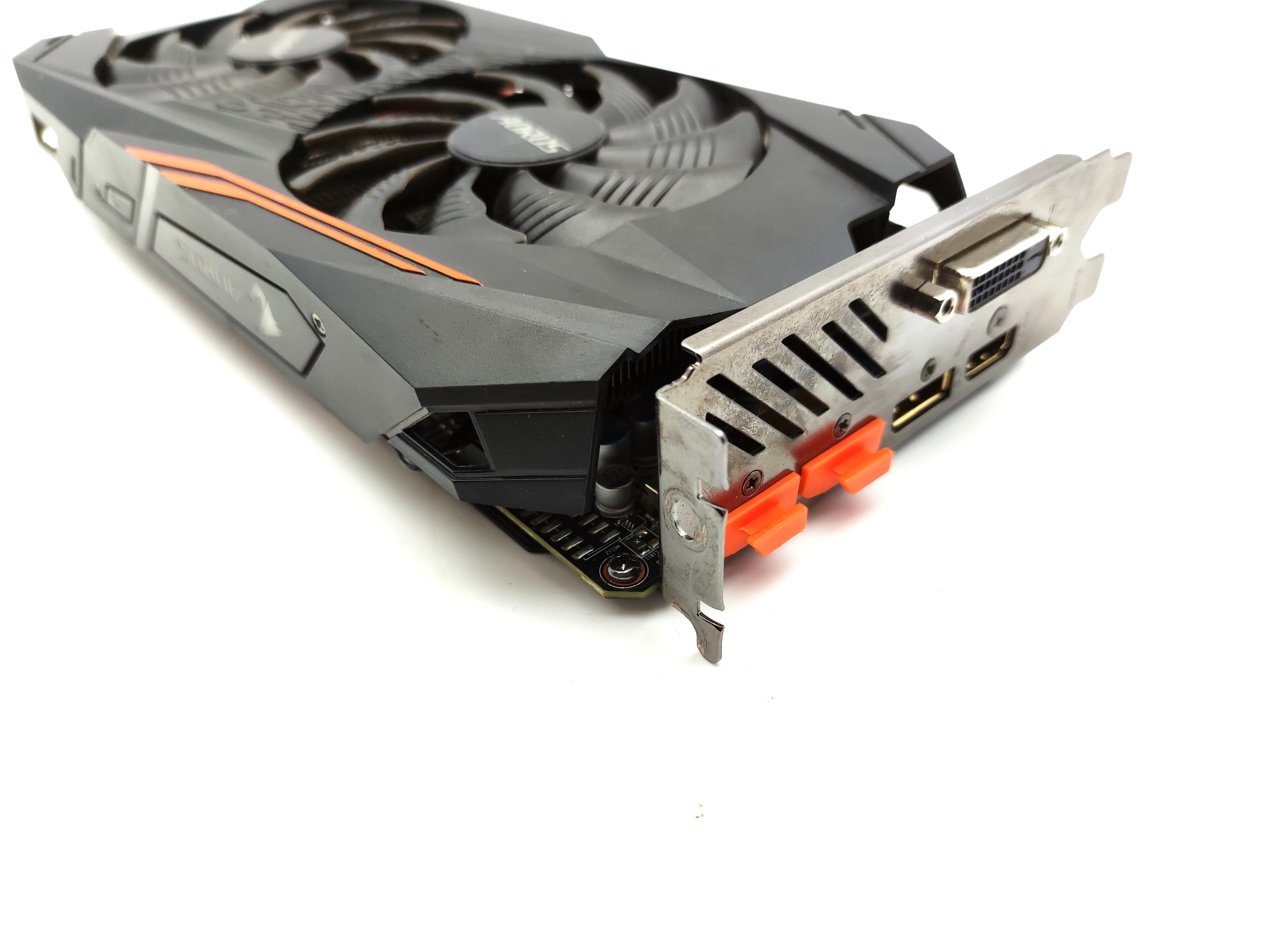 karta-graficzna-gigabyte-radeon-rx-570-aorus-4gb-gddr5-kod-producenta-gv-rx570aorus-4gd