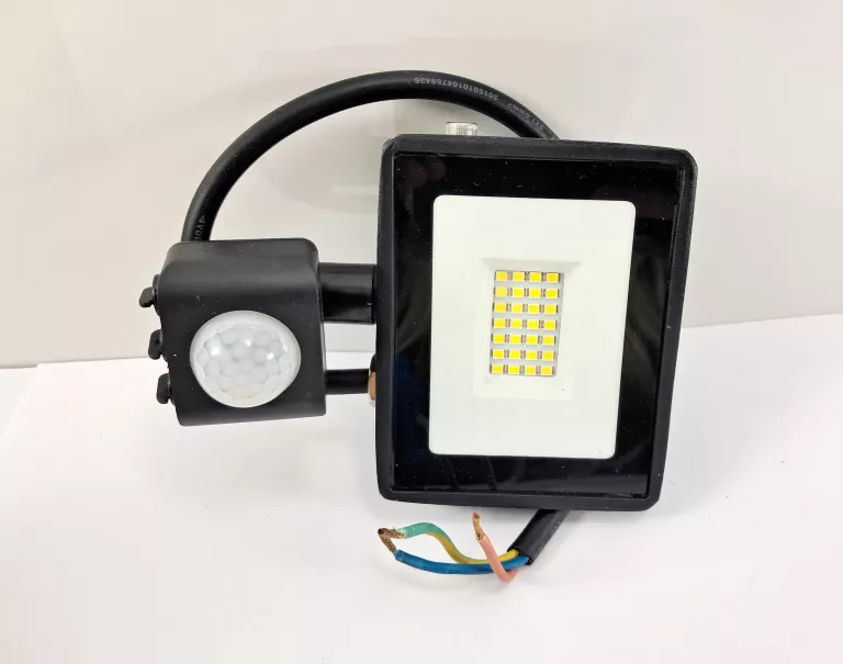 reflektor-smd-led-20w-1900lm-z-czujnikiem-ruchu-ean-gtin-5906083083709