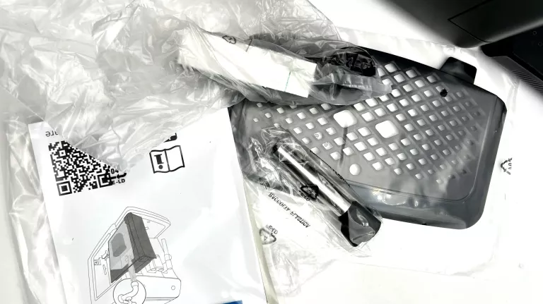 ekspres-do-kawy-automatyczny-philips-ep082400-1500w-powystawowy-model-ep082400