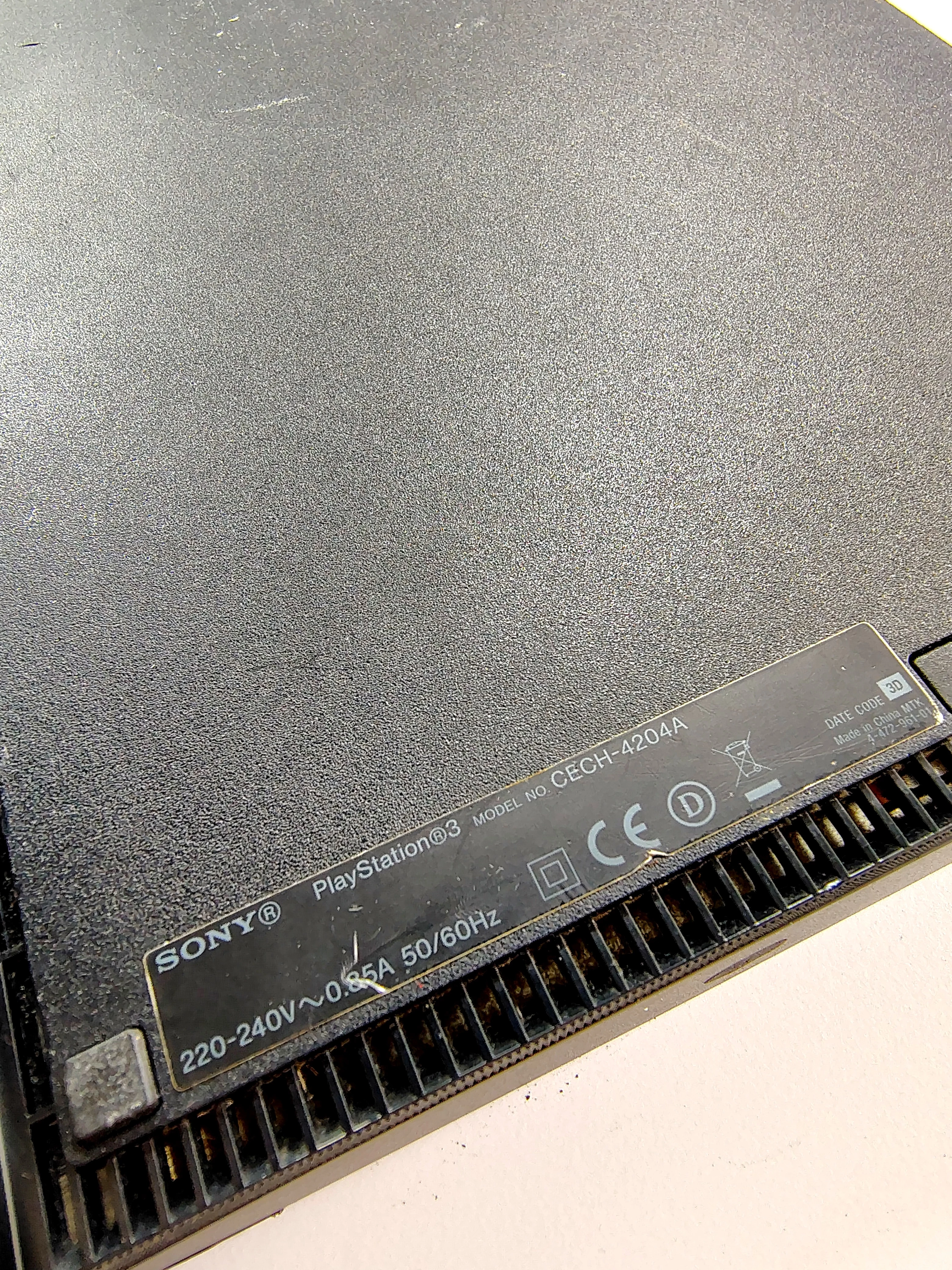 konsola-ps3-super-slim-cech-4204a-pad-liczba-kontrolerow-w-zestawie-205994-225550