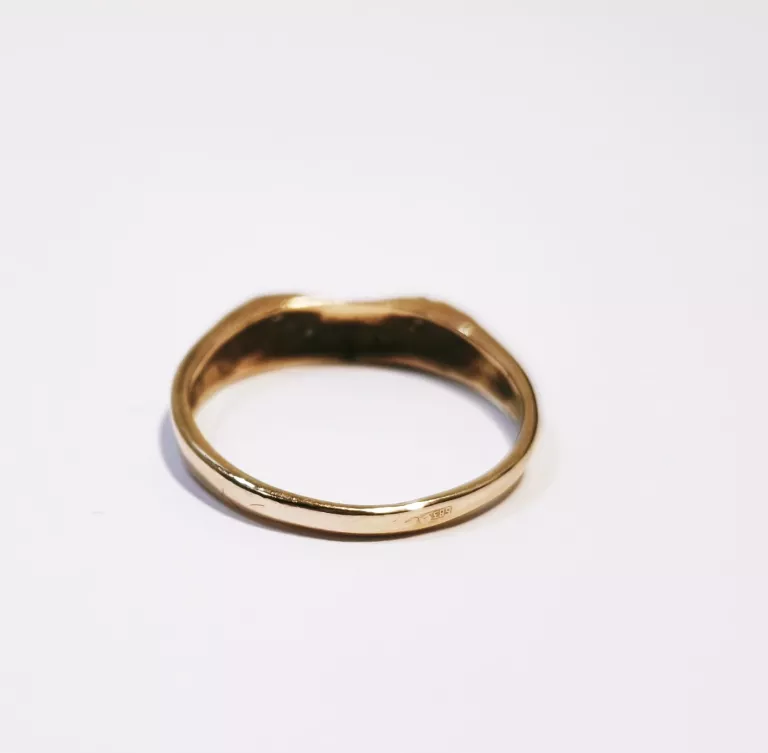 zloty-pierscionek-pr585-238g-r18-rozmiarsrednica-wew-mm-372-18