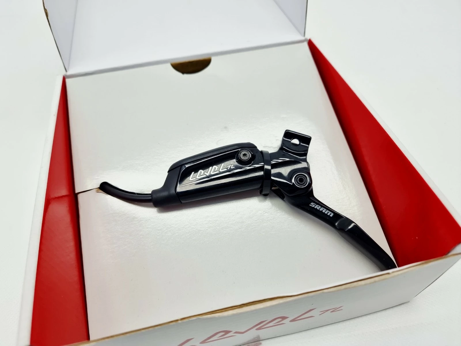 hamulec-tarczowy-przedni-sram-level-tl-950mm-dabrowszczakow-1811-sj-olsztyn