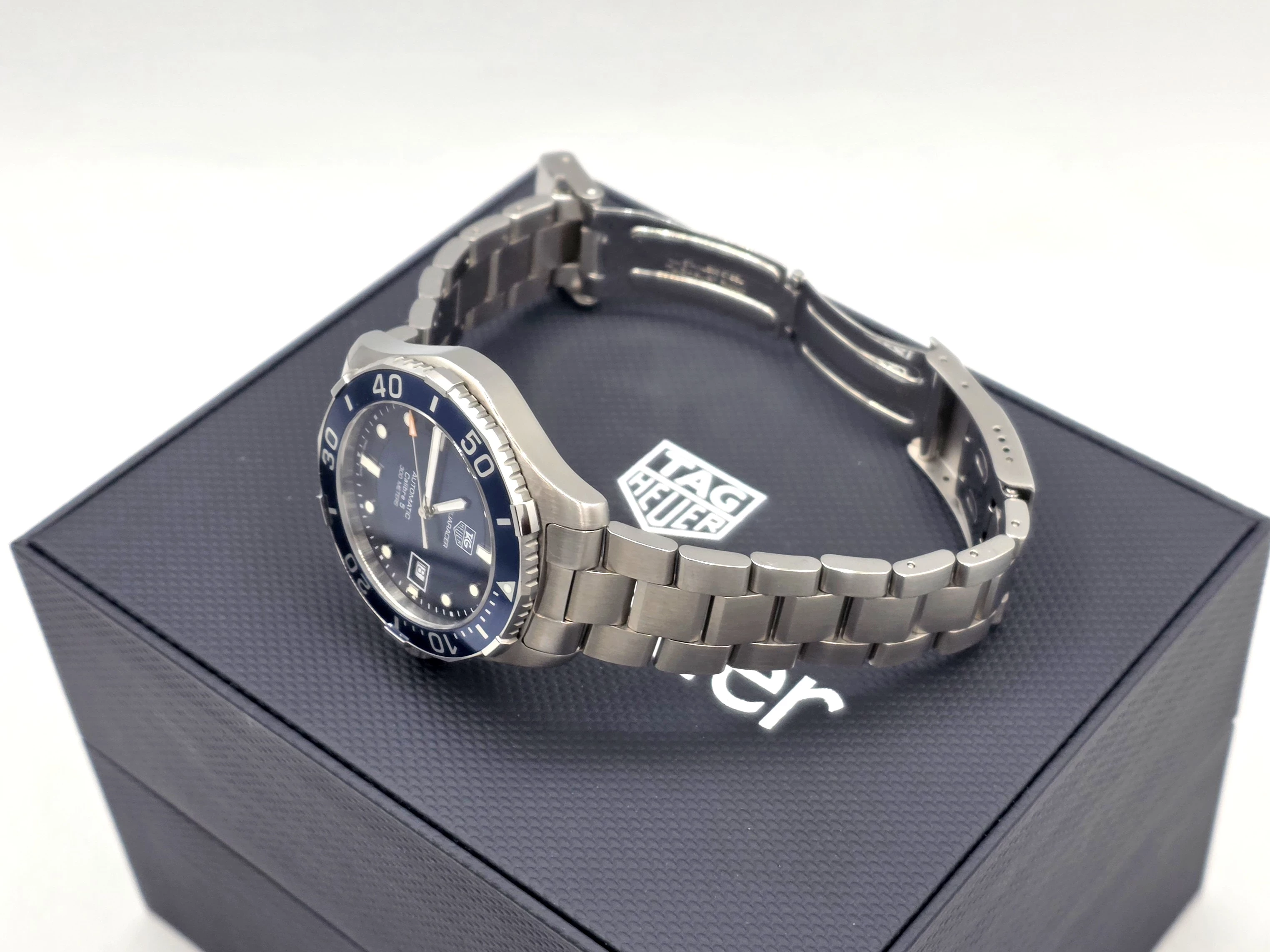 zegarek-tag-heuer-aquaracer-300m-automatic-calibre-5-wan2111ba0822-mechanizm-18738-4