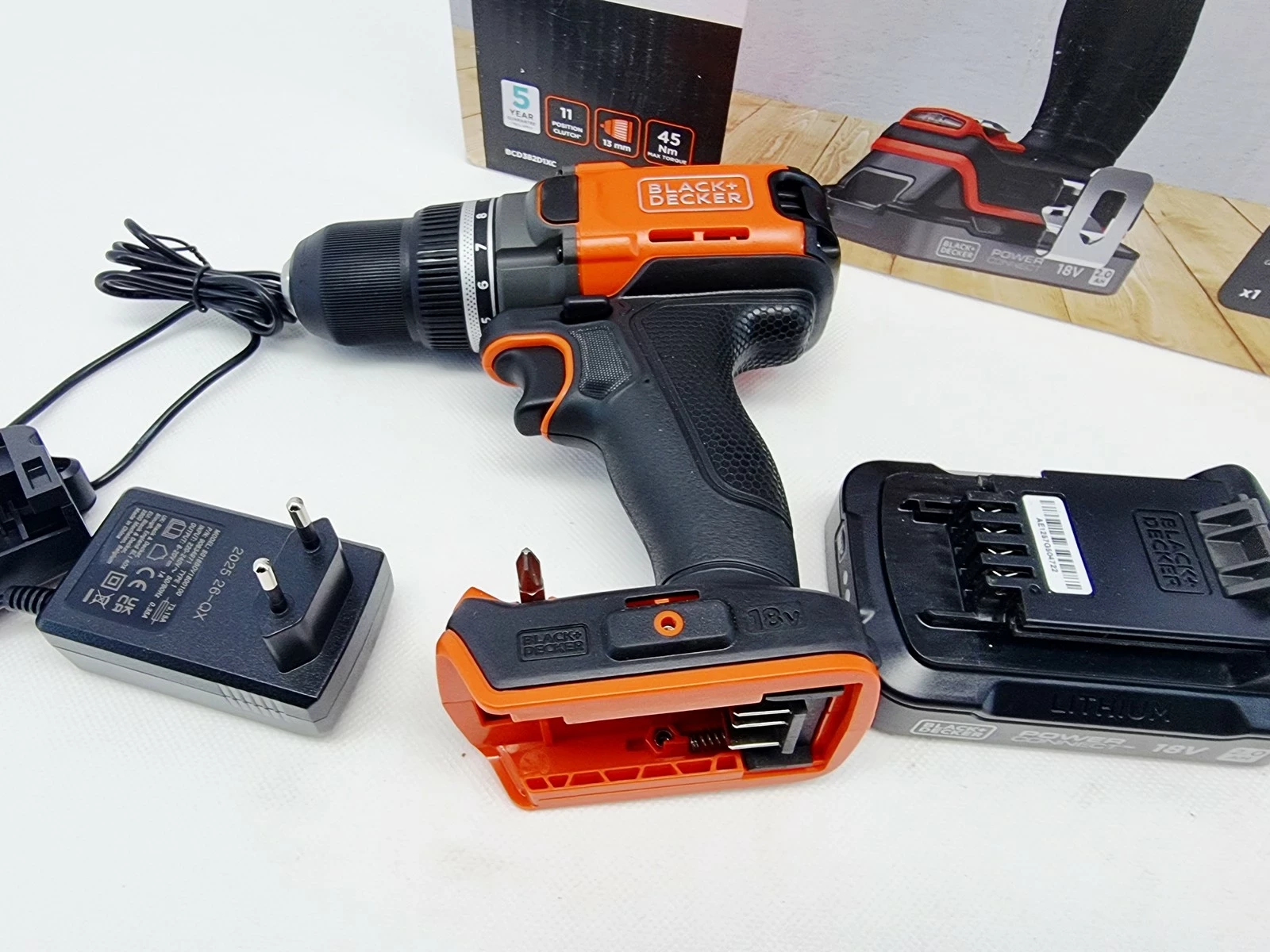 wiertarko-wkretarka-black-decker-bcd382d1xc-stan-11323-2