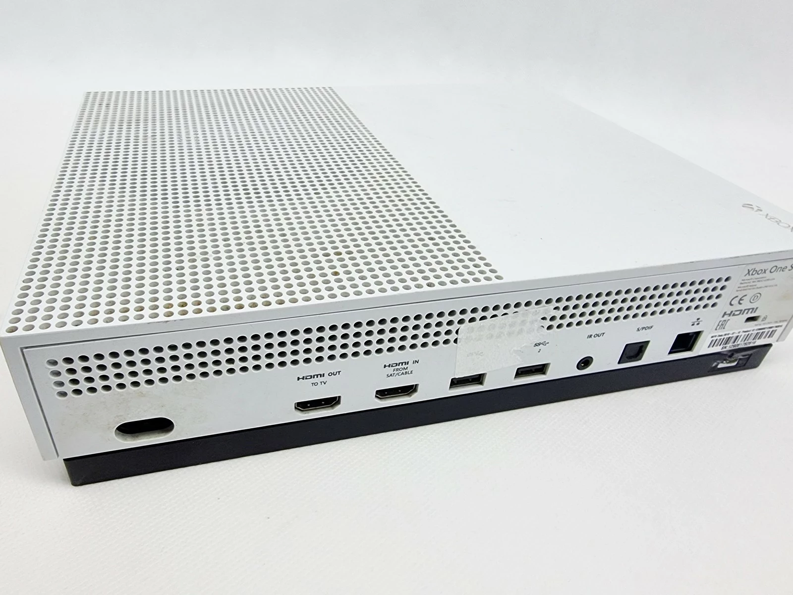 konsola-xbox-one-s-1tb-dwa-pady-waga-produktu-290