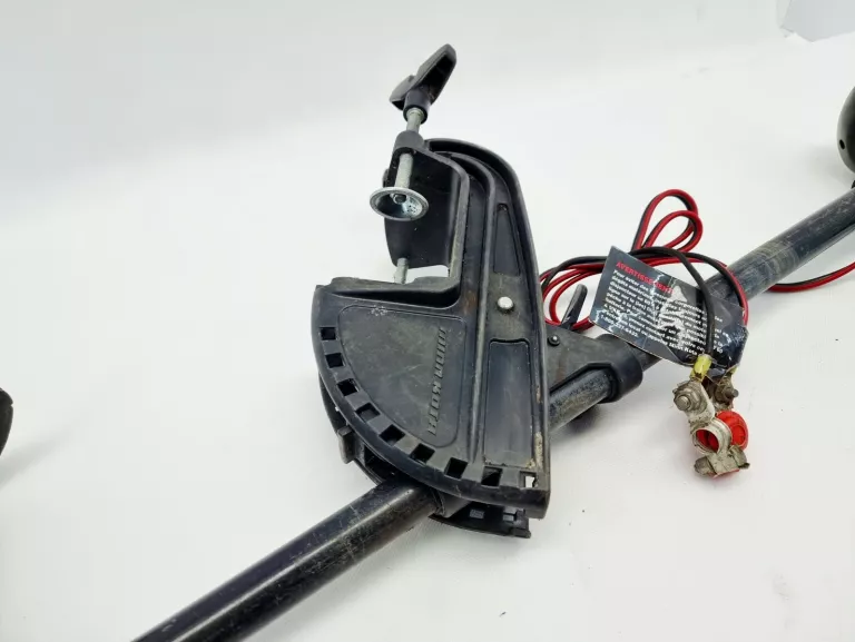 silnik-elektryczny-zaburtowy-minn-kota-endura-c2-30-sila-ciagu-3000