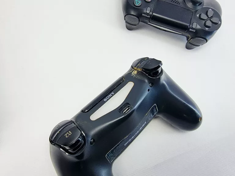 konsola-ps4-500gb-dwa-pady-liczba-kontrolerow-w-zestawie-205994-225550