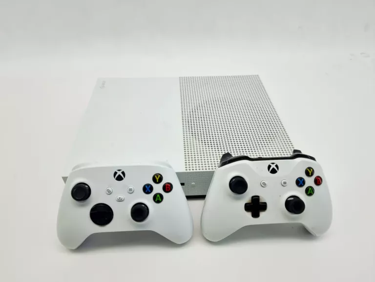 konsola-xbox-one-s-1tb-dwa-pady-dabrowszczakow-1811-sj-olsztyn