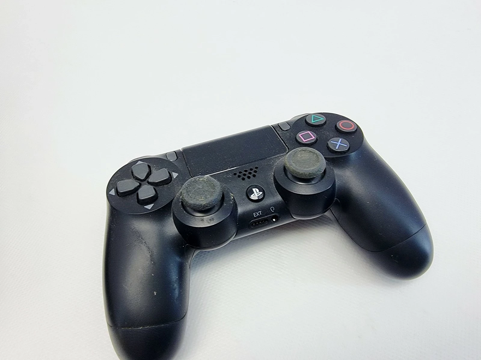 konsola-ps4-500gb-dwa-pady-kod-producenta-cuh-1004a