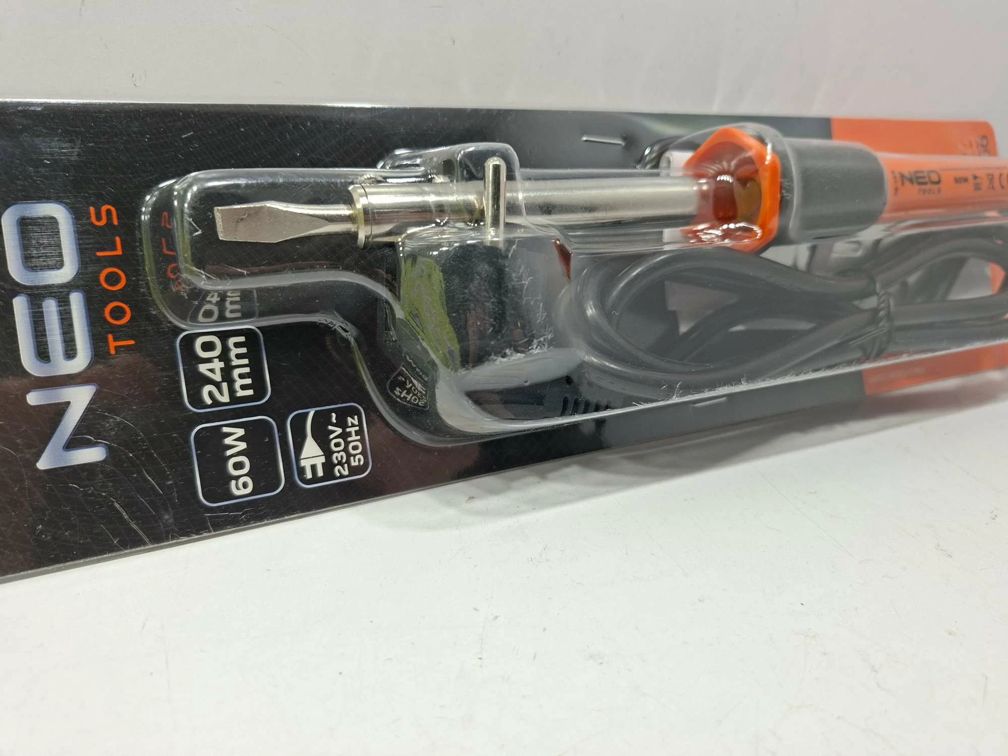 lutownica-oporowa-grzalkowa-kolbowa-precyzyjna-60w-neo-tools-19-156-ean-gtin-5907558495102